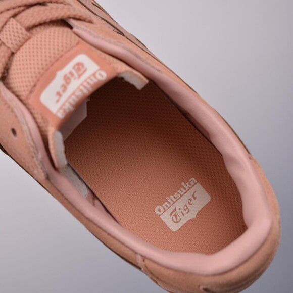 NWT Onitsuka Tiger Tokuten Diamond Red Sneakers - Picture 9 of 9